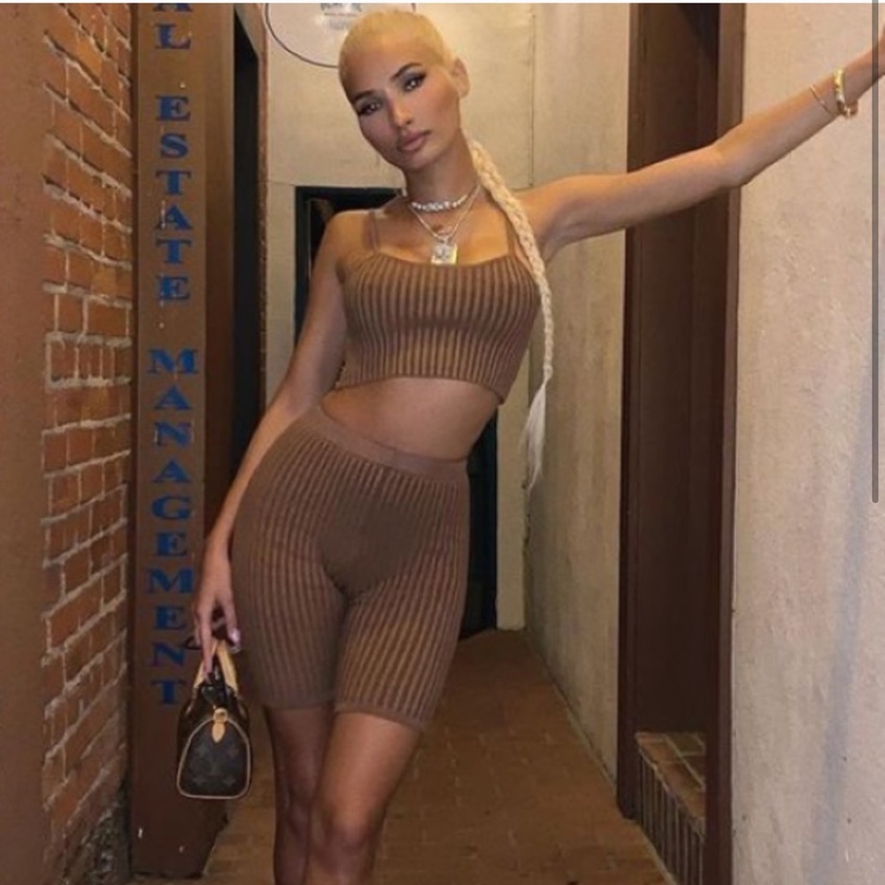 437 ‘The Gaia’ 2 piece set- color mocha- size small